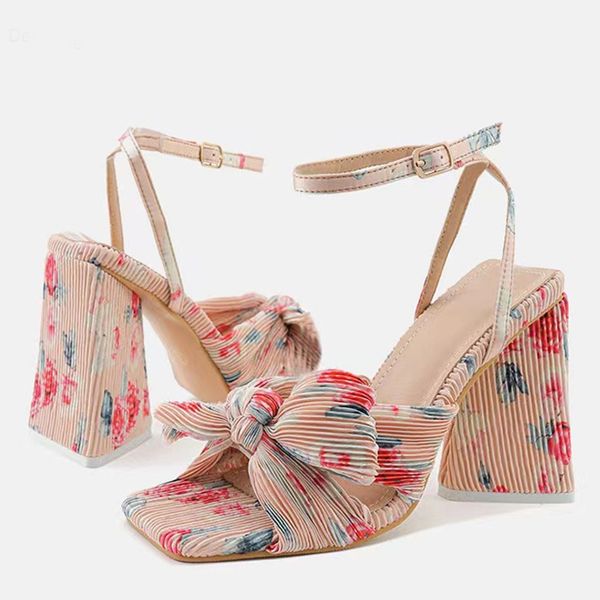 sandals liyke size 44 45 fashion pleated butterfly-knot womens sandals gladiator peep toe buckle strap triangle high heels dress shoe 230714, Black
sandals liyke size 44 45 fashion pleated butterfly-knot womens sandals gladiator peep toe buckle strap triangle high heels dress shoe 230714, Black