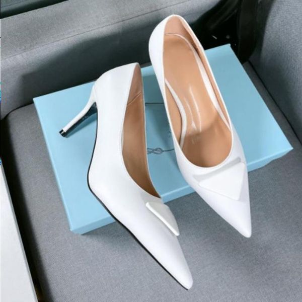 clothing 2023 mens womens sandals men women flat slipper slides bloom black floral slide fashion sandals with dust bag shoes beach slid illc, Black;gray
clothing 2023 mens womens sandals men women flat slipper slides bloom black floral slide fashion sandals with dust bag shoes beach slid illc, Black;gray