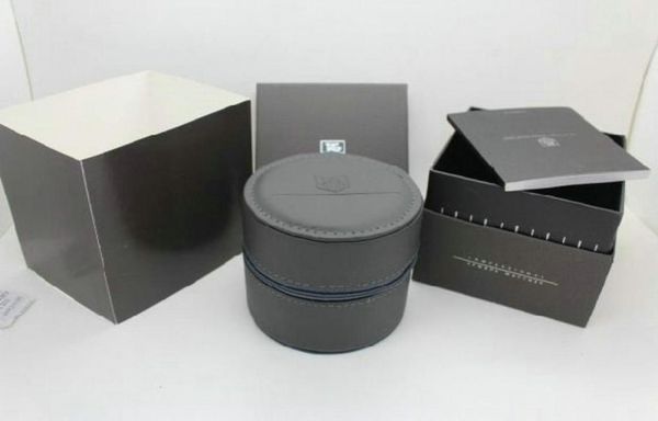 new luxury round watches leather tag heuer watch boxes gift box leather watch box men039s watches box watches box9037992, Black;blue
new luxury round watches leather tag heuer watch boxes gift box leather watch box men039s watches box watches box9037992, Black;blue