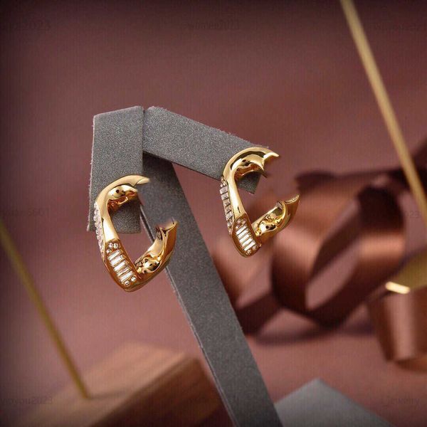 women designer earrings gold plated ring jewelry fashion strip diamond inlay ear pendants #including brand box, Golden;silver
women designer earrings gold plated ring jewelry fashion strip diamond inlay ear pendants #including brand box, Golden;silver