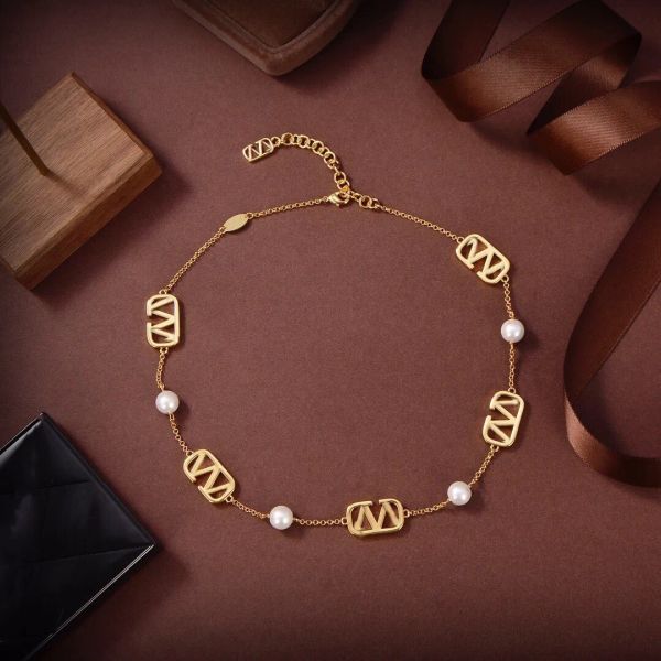 pendant designer pearl necklace for womens jewelry gold lover necklaces chains diamonds men woman party accessories charm necklaces 237155d, Silver
pendant designer pearl necklace for womens jewelry gold lover necklaces chains diamonds men woman party accessories charm necklaces 237155d, Silver
