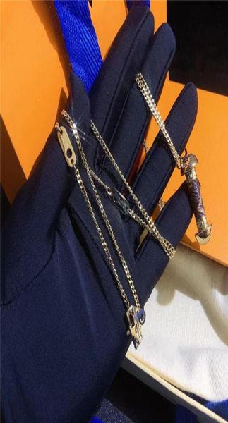 2021 luxury designer jewelry letter necklaces necklace women039s new net red bracelets earrings3354907, Silver
2021 luxury designer jewelry letter necklaces necklace women039s new net red bracelets earrings3354907, Silver