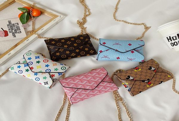 children letter mini bag 2020 new fashion little girl cartoon printed messenger bag kids metal chain change purse cute shoulder ba4861407, Black
children letter mini bag 2020 new fashion little girl cartoon printed messenger bag kids metal chain change purse cute shoulder ba4861407, Black