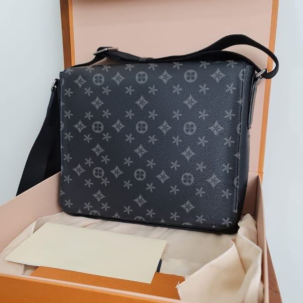 leather m46255 cool messenger bag womens district luxurys tote embossed clutch hand bags mens envelope n42710 designer cross bodys shoulder
leather m46255 cool messenger bag womens district luxurys tote embossed clutch hand bags mens envelope n42710 designer cross bodys shoulder
