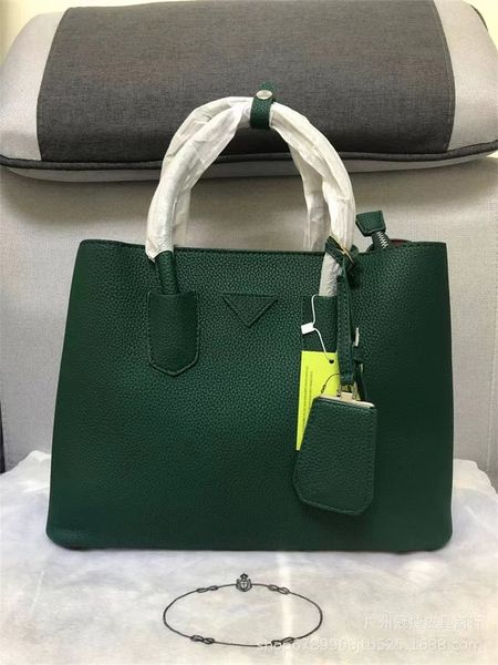 multi-purpose bag luxury men and women designer bag multicolor solid color bag cowhide leather fashion gold large capacity handbag elegant c
multi-purpose bag luxury men and women designer bag multicolor solid color bag cowhide leather fashion gold large capacity handbag elegant c
