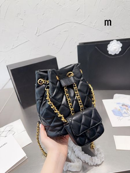 new bucket bag chain double shoulder bag small square bag single shoulder crossbody bag
new bucket bag chain double shoulder bag small square bag single shoulder crossbody bag
