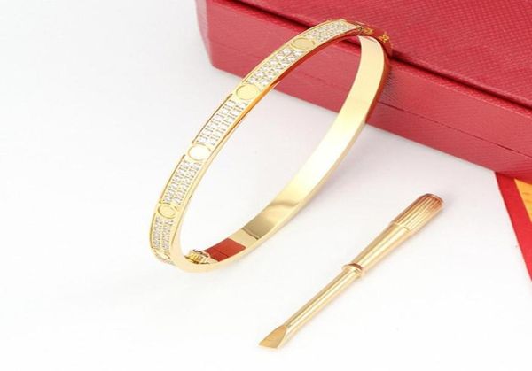 fashion jewelry advanced vintage bangle for women 18k brass gold plated fashion trinity5253213, Black
fashion jewelry advanced vintage bangle for women 18k brass gold plated fashion trinity5253213, Black