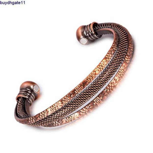 2023 new fashion accessories red copper 2 magnetic bracelet button bend two round fatigue relief therapy, Silver
2023 new fashion accessories red copper 2 magnetic bracelet button bend two round fatigue relief therapy, Silver