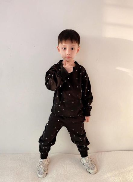 baby boys girls sport clothing sets autumn black hooded sweatshirts and loose trousers teenage school boy girl outfit8294306, White
baby boys girls sport clothing sets autumn black hooded sweatshirts and loose trousers teenage school boy girl outfit8294306, White