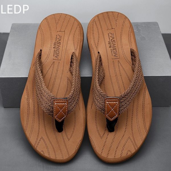 slippers men's large size casual eva flip flops wear resistant beach shoes fashion breathable versatile comfortable waterproof 230714, Black
slippers men's large size casual eva flip flops wear resistant beach shoes fashion breathable versatile comfortable waterproof 230714, Black