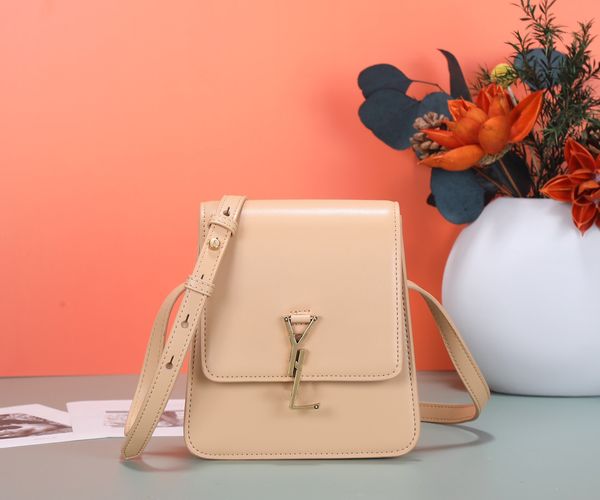 wallet mini vertical shoulder backpack men's and women's handbag wallet cowhide leather gold letter adjustable strap crossbody bag
wallet mini vertical shoulder backpack men's and women's handbag wallet cowhide leather gold letter adjustable strap crossbody bag