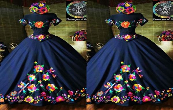 2022 fashion charro mexico quinceanera dresses navy blue embroidered off the shoulder satin corset back sweet 15 girls prom dress 2326086, Blue;red
2022 fashion charro mexico quinceanera dresses navy blue embroidered off the shoulder satin corset back sweet 15 girls prom dress 2326086, Blue;red