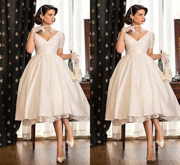 2020 tea length generous wedding dresses short seeves v neck lace satin bridal wedding gowns custom made plus size wedding p2853734, White
2020 tea length generous wedding dresses short seeves v neck lace satin bridal wedding gowns custom made plus size wedding p2853734, White