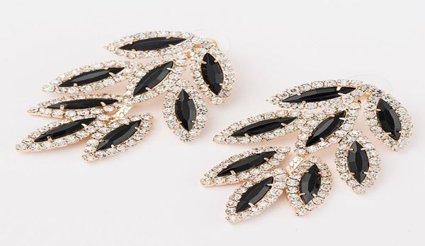 2017 new women fashion jewelry style leaves long earrings handmade rhinestone sweet stud crystal dangle earrings for girl5113552, Golden;silver
2017 new women fashion jewelry style leaves long earrings handmade rhinestone sweet stud crystal dangle earrings for girl5113552, Golden;silver