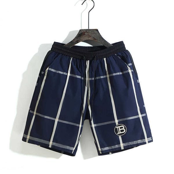 summer check shorts quarter pants fashion men's thin casual men's quarter pants korean trend versatile beach pants kz, White;black
summer check shorts quarter pants fashion men's thin casual men's quarter pants korean trend versatile beach pants kz, White;black