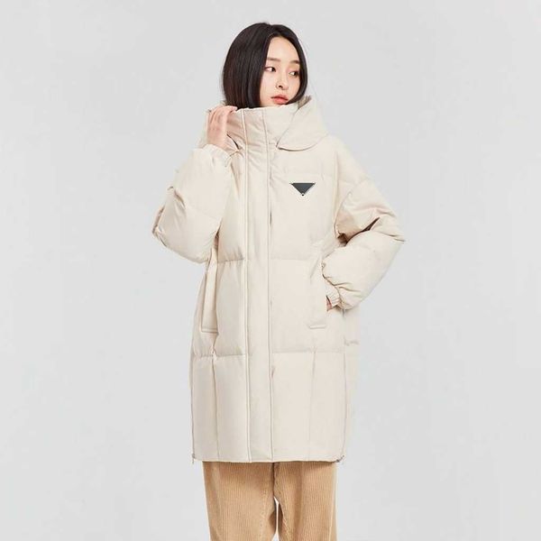 autumn and winter women hooded long down coat, the inner down filling fluffy full and warm, the version is simple and elegant and fashionabl, Black
autumn and winter women hooded long down coat, the inner down filling fluffy full and warm, the version is simple and elegant and fashionabl, Black