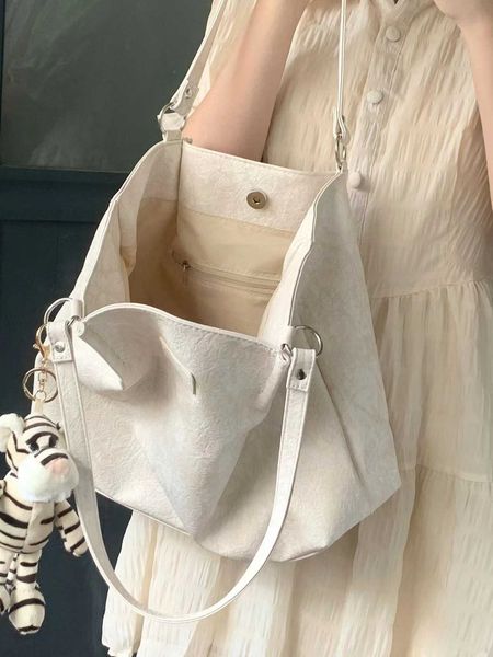 large capacity bag for women new advanced sensible commuter tote bag for students one shoulder handheld one shoulder bag for women in class
large capacity bag for women new advanced sensible commuter tote bag for students one shoulder handheld one shoulder bag for women in class