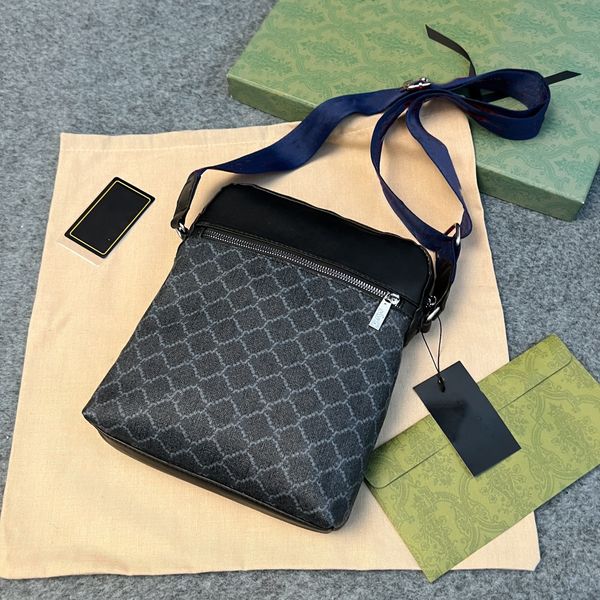 brand 24ss messenger bags men's shoulder bag oblique straddle bag new fashion briefcase fashion versatile women's bag
brand 24ss messenger bags men's shoulder bag oblique straddle bag new fashion briefcase fashion versatile women's bag