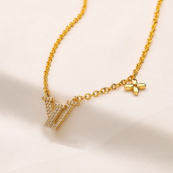 luxury brand heart pendant necklaces gold plated simple love copper ring logo printed designer necklace women designer jewelry iced out pend, Silver
luxury brand heart pendant necklaces gold plated simple love copper ring logo printed designer necklace women designer jewelry iced out pend, Silver