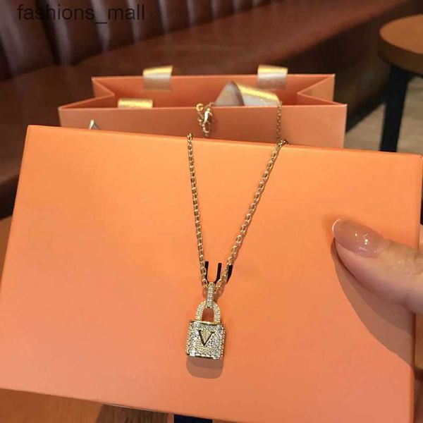 luxurys fashion necklace designers necklaces key chain jewelry couple pendant, Silver
luxurys fashion necklace designers necklaces key chain jewelry couple pendant, Silver