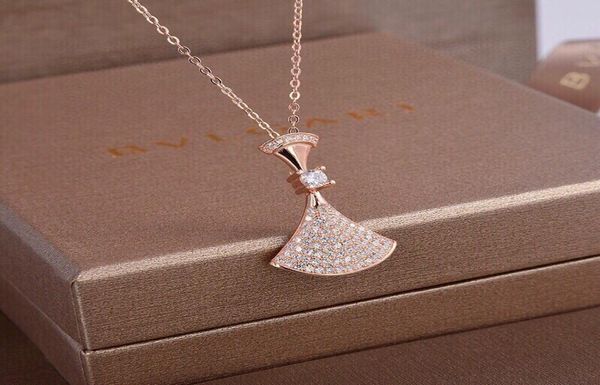 2020 fashion jewelry ladies necklace with party dress jewelry charm gorgeous pendant necklace zhd83934117, Silver
2020 fashion jewelry ladies necklace with party dress jewelry charm gorgeous pendant necklace zhd83934117, Silver