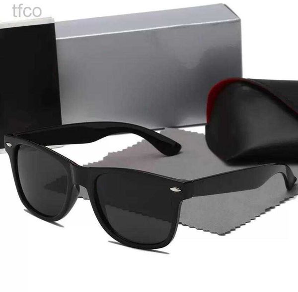 sunglasses designer of women men metal frame mirror glass lens driving outdoor travel glasses luxury uv400 3016-2, White;black
sunglasses designer of women men metal frame mirror glass lens driving outdoor travel glasses luxury uv400 3016-2, White;black