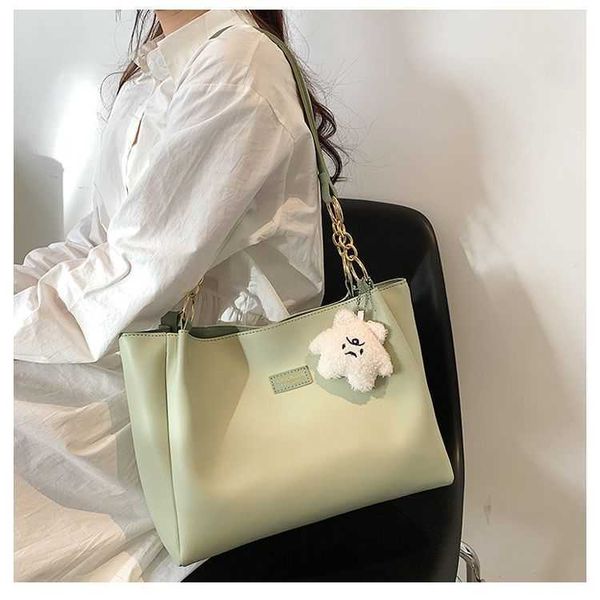 simple and large capacity women's summer fashion new commuter bag versatile for college students' class one shoulder tote bag
simple and large capacity women's summer fashion new commuter bag versatile for college students' class one shoulder tote bag