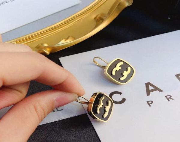 charm designer earrings 18k gold plated earring luxury brand earrings fashion jewelry round design for women wedding party accesso6675558, Golden
charm designer earrings 18k gold plated earring luxury brand earrings fashion jewelry round design for women wedding party accesso6675558, Golden