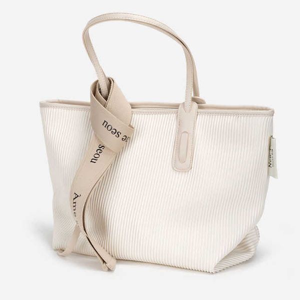 women's new student trend high-grade super soft pleated niche cake bag women's bag carrying tray extra large bag armpit bag
women's new student trend high-grade super soft pleated niche cake bag women's bag carrying tray extra large bag armpit bag