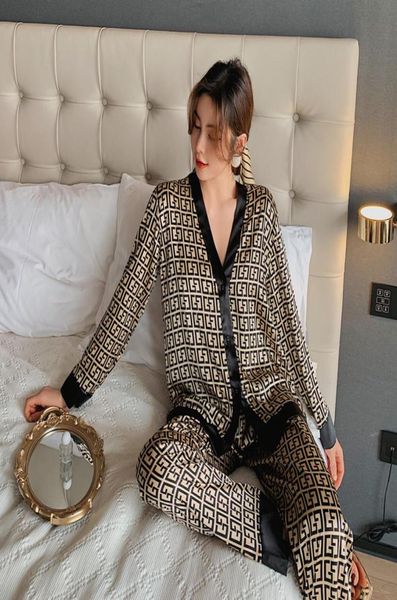 2pcs women039s pajamas sets woman pajama summer v neck design suit long sleeve trousers set home clothes satin silk pijama5060734, Red;black
2pcs women039s pajamas sets woman pajama summer v neck design suit long sleeve trousers set home clothes satin silk pijama5060734, Red;black