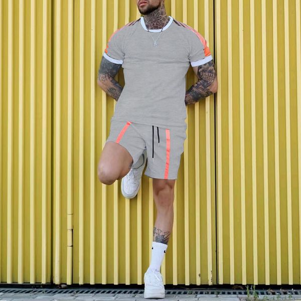 mens tracksuits fashion solid color summer round neck shortsleeved polo shirt shorts twopiece casual highquality suit 230715, Gray
mens tracksuits fashion solid color summer round neck shortsleeved polo shirt shorts twopiece casual highquality suit 230715, Gray