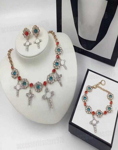 fashion cross necklace stainless steel bracelets rhinestone crystal men womens classics ear stud gold chain wedding choker pendant5232890, Silver
fashion cross necklace stainless steel bracelets rhinestone crystal men womens classics ear stud gold chain wedding choker pendant5232890, Silver