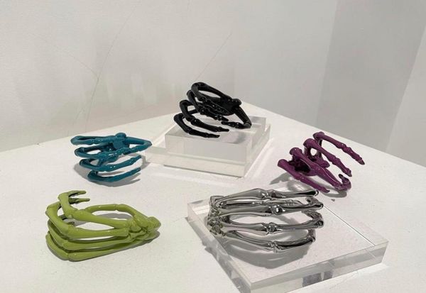 21ss raf simons death skeleton ghost claw bracelet adjustable men039s and women039s fashion accessories3885067, Golden;silver
21ss raf simons death skeleton ghost claw bracelet adjustable men039s and women039s fashion accessories3885067, Golden;silver