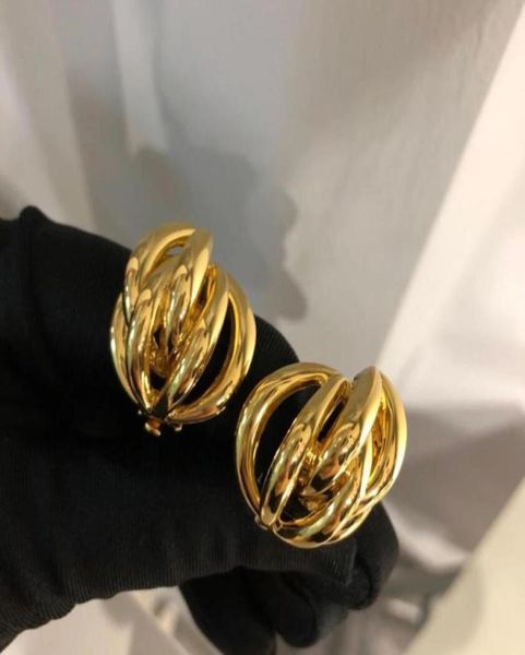 fashion designer gold color earrings stud temperament celebrities ins style earring bijoux for women lady famous jewelry party wed5699502, Golden;silver
fashion designer gold color earrings stud temperament celebrities ins style earring bijoux for women lady famous jewelry party wed5699502, Golden;silver
