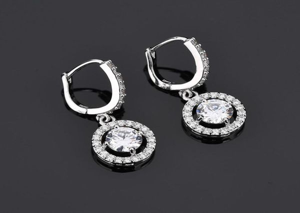 latest round drop shaped white gold color plated vintage channel hoop earrings for women wedding party accessories jewelry gift9005878, Golden;silver
latest round drop shaped white gold color plated vintage channel hoop earrings for women wedding party accessories jewelry gift9005878, Golden;silver