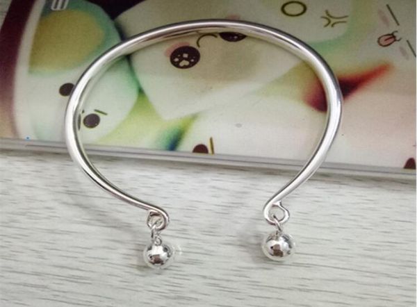 new 925 open pure silver hollow bracelet glazed face bell silver foot bracelet belly egg-shaped simple solid silver bracelet hanging p873918, Golden;silver
new 925 open pure silver hollow bracelet glazed face bell silver foot bracelet belly egg-shaped simple solid silver bracelet hanging p873918, Golden;silver