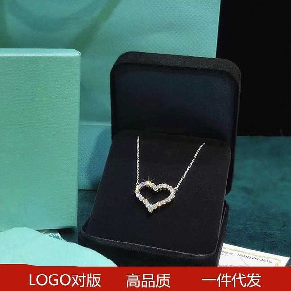 original new s925 silver diamond heart necklace hollow full collar chain pendant fashion women's gift, Black
original new s925 silver diamond heart necklace hollow full collar chain pendant fashion women's gift, Black
