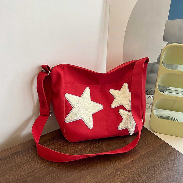 simple and stylish large capacity tote bag for women in the summer of new simple college student commuting bag crossbody bag
simple and stylish large capacity tote bag for women in the summer of new simple college student commuting bag crossbody bag