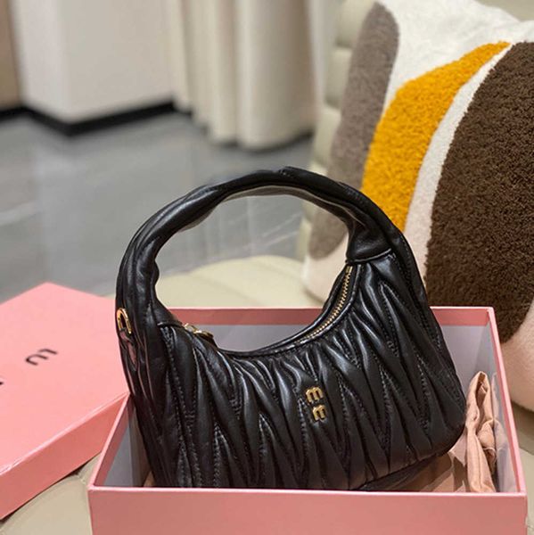 miu bag luxury designer miui miu wander matelasse bags womens mens handbags shoulder clutch crossbody bag purses genuine pochette tote under
miu bag luxury designer miui miu wander matelasse bags womens mens handbags shoulder clutch crossbody bag purses genuine pochette tote under