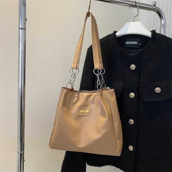 summer college students commuting to class large capacity single shoulder tote bag high-end feeling niche bag female new model
summer college students commuting to class large capacity single shoulder tote bag high-end feeling niche bag female new model