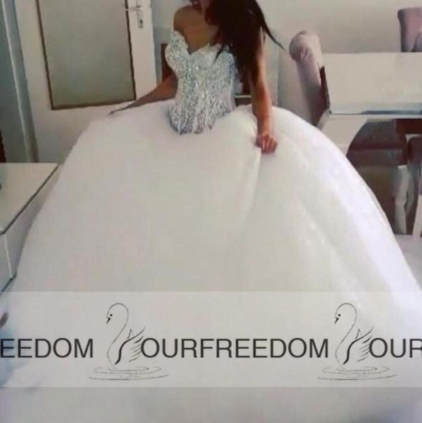2019 new arrival classic fashion ball gown wedding dress with rhinestone bodice bridal gown puffy skirt tulle skirt3315185, White
2019 new arrival classic fashion ball gown wedding dress with rhinestone bodice bridal gown puffy skirt tulle skirt3315185, White
