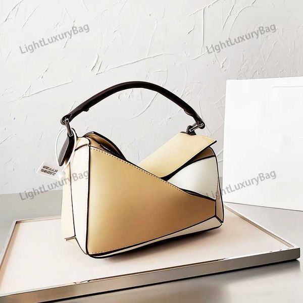 designer puzzle handbag luxury genuine classic cow leather large capacity single shoulder bag oblique span portable color cartoon pattern pu
designer puzzle handbag luxury genuine classic cow leather large capacity single shoulder bag oblique span portable color cartoon pattern pu
