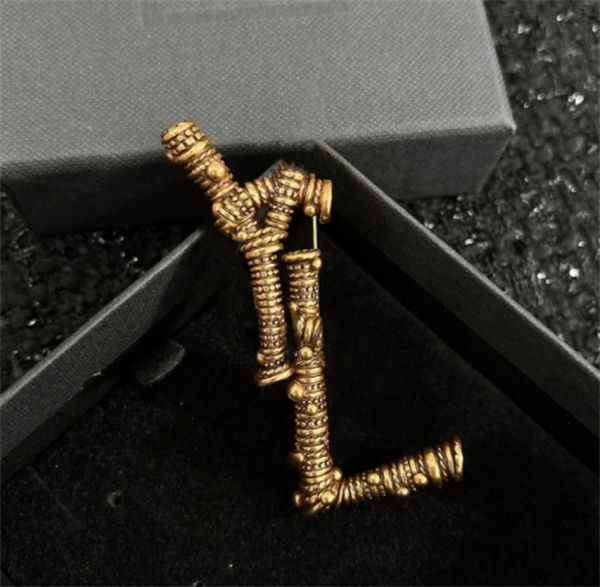 luxury fashion bronzing designer men womens brooch pins brand gold letter suit dress pin for lady specifications designer jewelry1882287, Gray
luxury fashion bronzing designer men womens brooch pins brand gold letter suit dress pin for lady specifications designer jewelry1882287, Gray