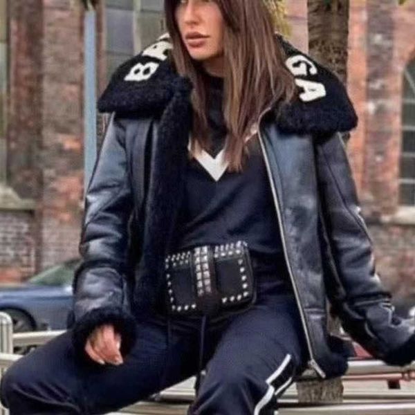 winter womens clothing designer jacket trend lapel cardigan coat pu wool collar coats outdoor casual windbreaker women long-sleeved zipper j, Black;brown
winter womens clothing designer jacket trend lapel cardigan coat pu wool collar coats outdoor casual windbreaker women long-sleeved zipper j, Black;brown