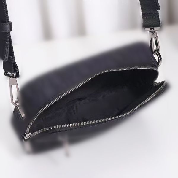 men waist bag canvas shoulder bag casual and fashionable camera bag letter shoulder bag
men waist bag canvas shoulder bag casual and fashionable camera bag letter shoulder bag