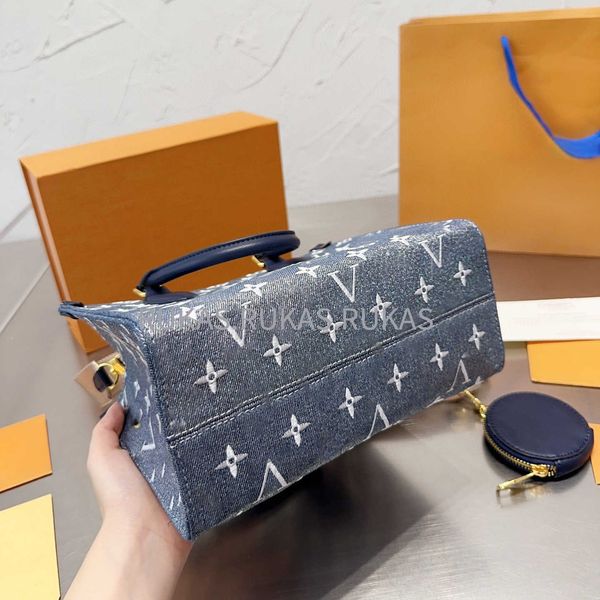 2023 fashion handbag design women's crossbody bag denim retro tote bag plus small coin purse cotton and decorative thread woven women&#
2023 fashion handbag design women's crossbody bag denim retro tote bag plus small coin purse cotton and decorative thread woven women&#