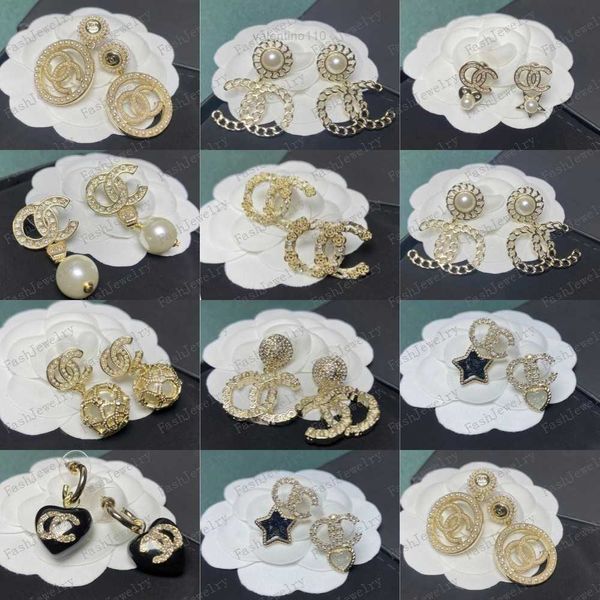 designers brand 18k gold pearl drop double letters stud clip chain geometric famous women 925 silver crystal rhinestone earring wedding part, Golden;silver
designers brand 18k gold pearl drop double letters stud clip chain geometric famous women 925 silver crystal rhinestone earring wedding part, Golden;silver