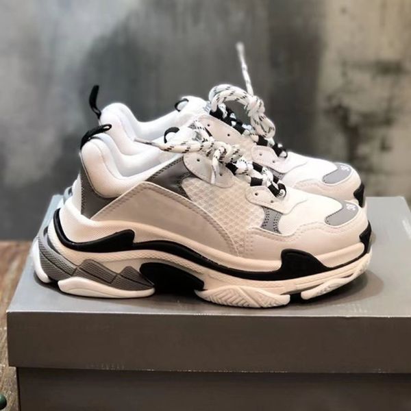 2023 triple s men women designer casual shoes platform sneakers clear sole black white grey red pink blue royal neon green mens trainers ten
2023 triple s men women designer casual shoes platform sneakers clear sole black white grey red pink blue royal neon green mens trainers ten