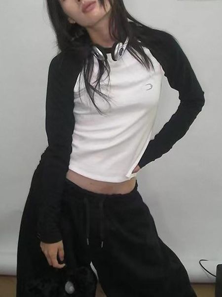 vests patchwork crop women vintage slim tshirt ladies fashion haruku tees streetwear female round neck long sleeve 2023, Black;white
vests patchwork crop women vintage slim tshirt ladies fashion haruku tees streetwear female round neck long sleeve 2023, Black;white