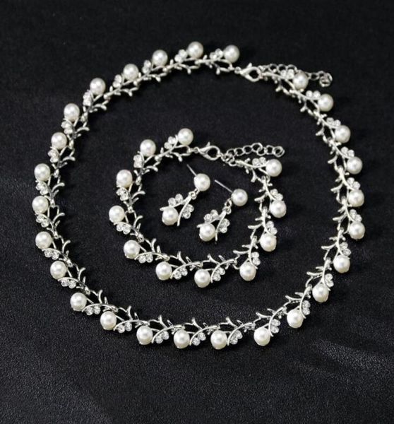 pearls new brides jewelry bridal accessories jewelry earrings necklace crown 3 pieces charming for wedding bride5974168, White
pearls new brides jewelry bridal accessories jewelry earrings necklace crown 3 pieces charming for wedding bride5974168, White